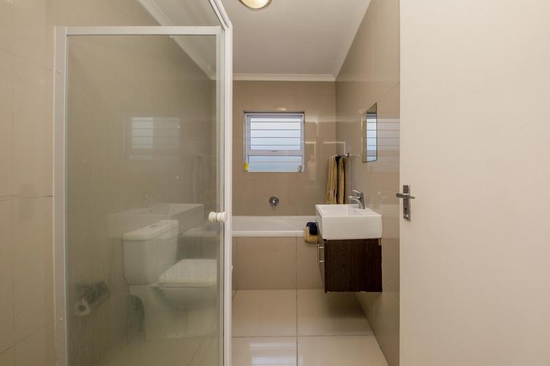 To Let 2 Bedroom Property for Rent in Parklands North Western Cape